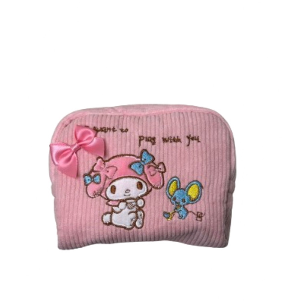 My Melody pouch
Measurements: 4 (1/2) X  6in